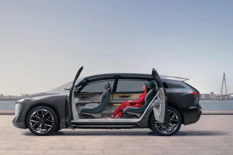 Audi urbansphere concept