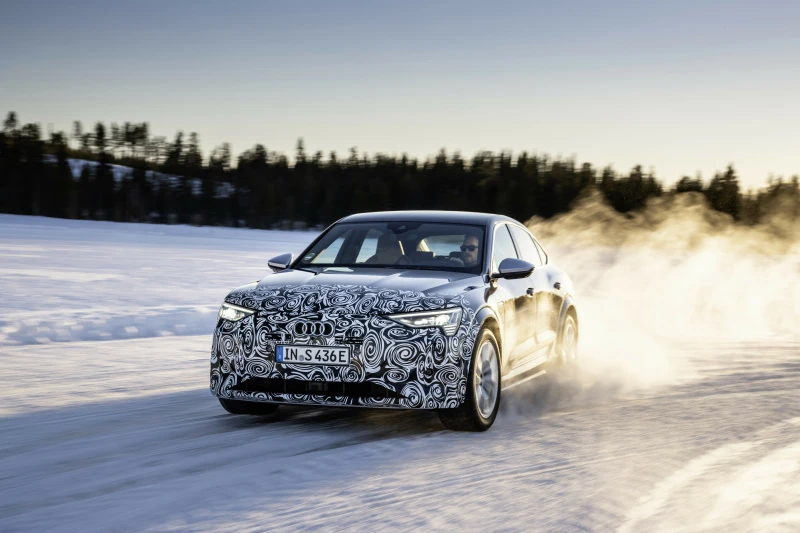 2023 Audi SQ8 e-tron prototype 2023 Audi SQ8 e-tron prototype