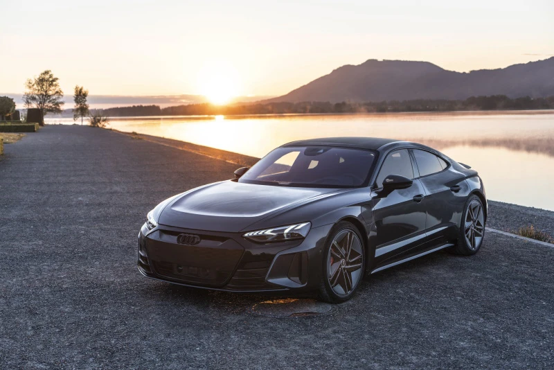 RS e-tron GT exterior by Auditography