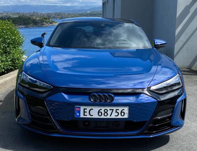 Black optics plus with singleframe grill in body color (Ascari) Black optics plus with singleframe grill in body color (Ascari)