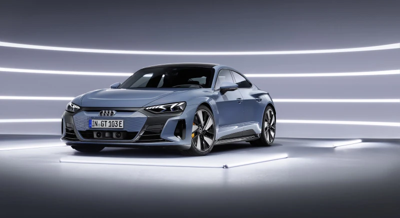 Kemoragrå Audi e-tron GT Kemoragrå Audi e-tron GT