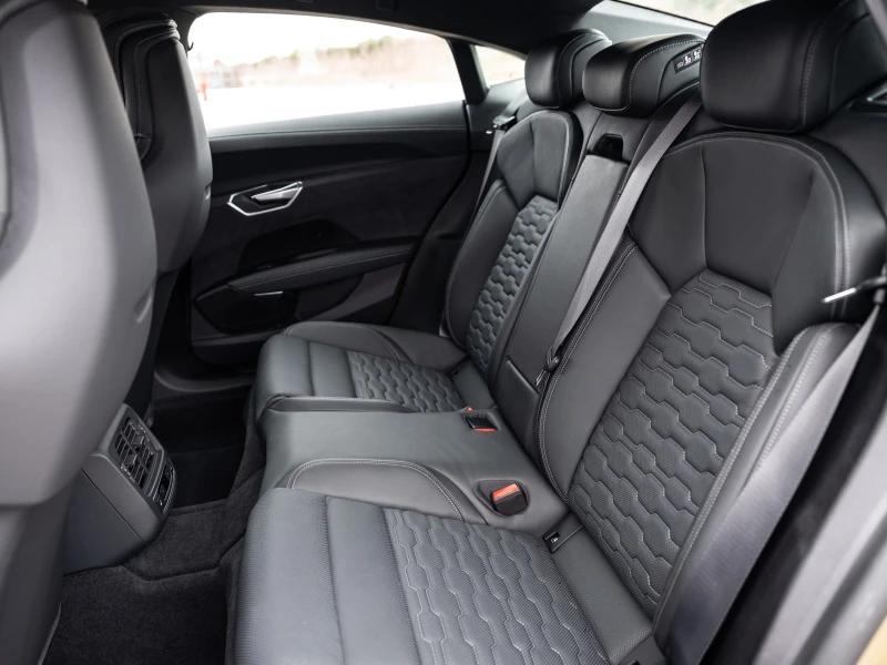 Sport Pro seats