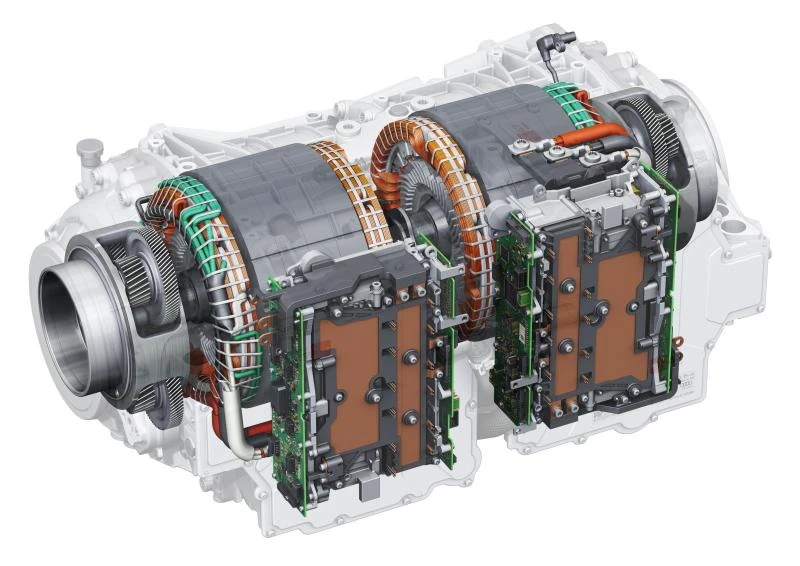 Rear electric motor with power electronics