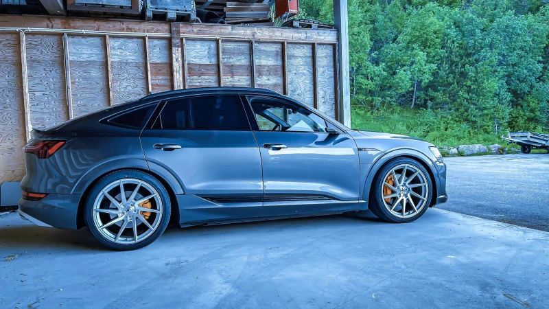 Japan Racing JR26 22 x 10.5 ET27 Japan Racing JR26 22 x 10.5 ET27