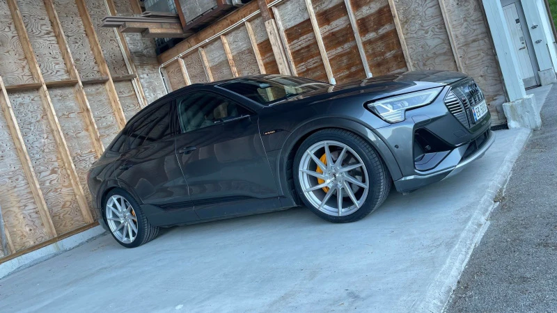 Japan Racing JR26 22 x 10.5 ET27 Japan Racing JR26 22 x 10.5 ET27