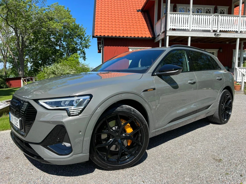 22 x 10.5 Vossen HF5 22 x 10.5 Vossen HF5