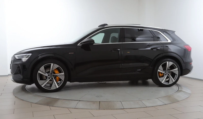 22 inch x 9.5J '5-spoke structured'