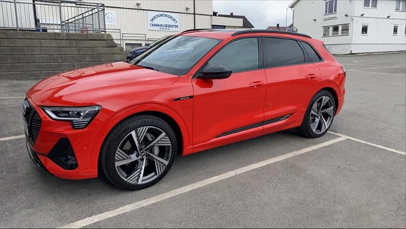 22 inch x 9.5J '5-spoke structured'