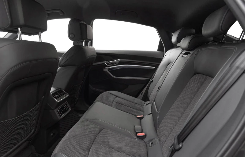 S-line Sportsseter med Alcantara Frequenz/skin