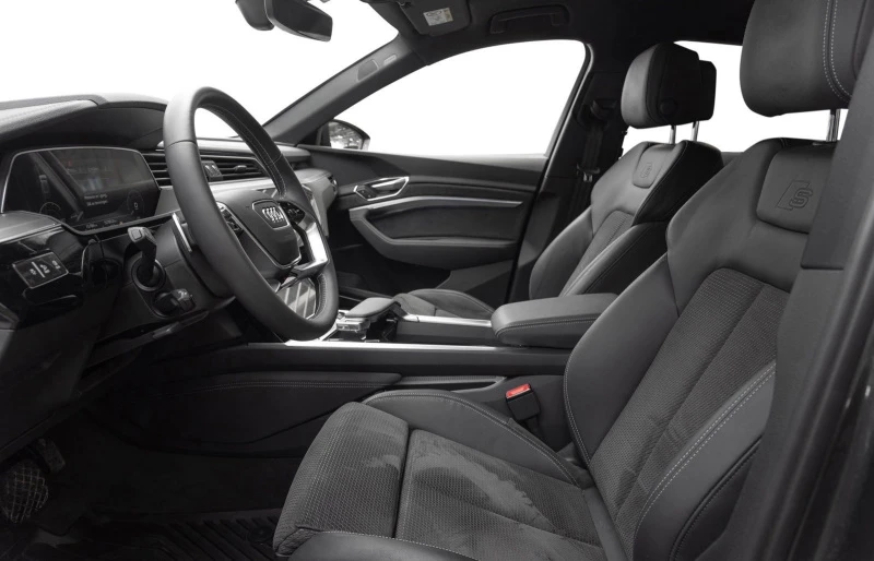 S-line Sportsseter med Alcantara Frequenz/skin