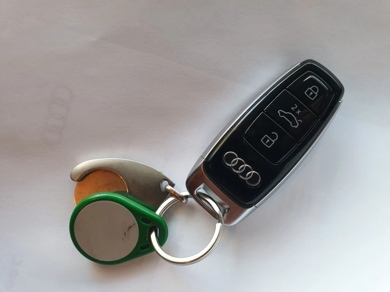Audi Advance key