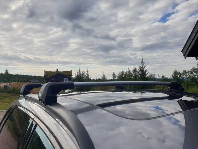 Thule wingbar edge 721400/721500 med 720600 fot og 186046 monteringssett Thule wingbar edge 721400/721500 med 720600 fot og 186046 monteringssett