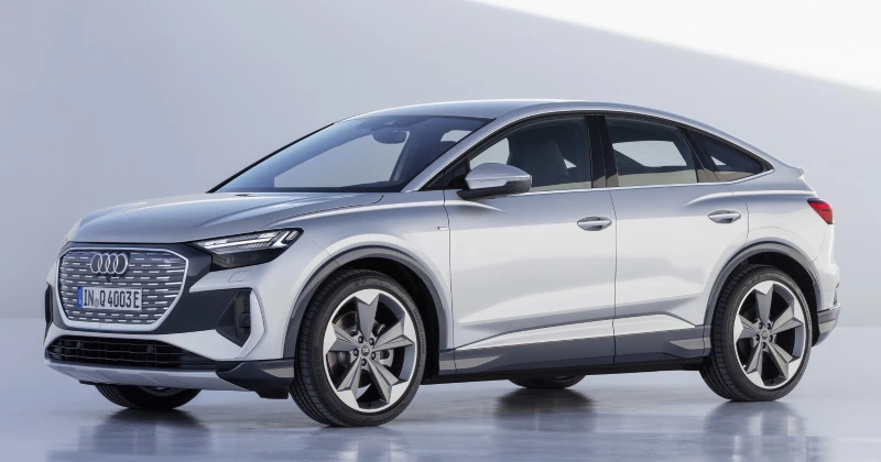 Audi Q4 Sportback 50 e-tron quattro in floret silver with contrast color