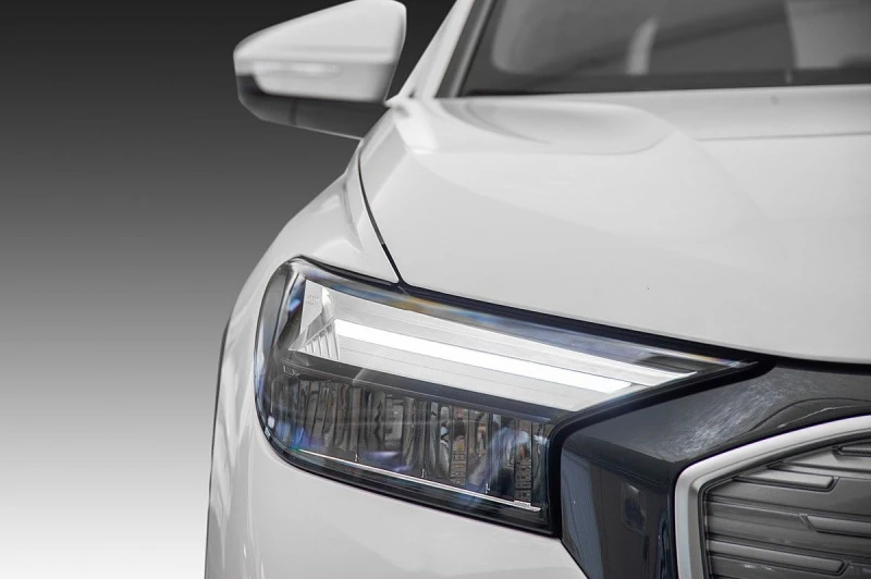 Standard LED frontlykter med LED-indikatorlys