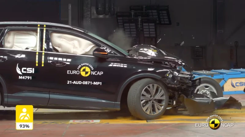 Hodekollisjonsputer foran og bak