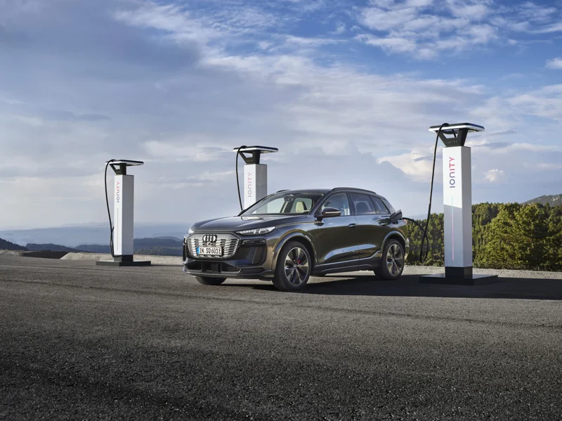 Audi Q6 e-tron med opptil 270 KW lading