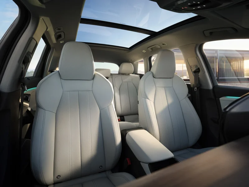 Audi Q6 e-tron panoramic roof