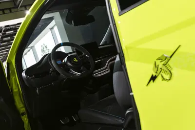 Abarth 500e - Gallery Image