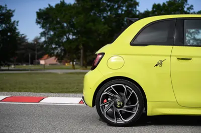 Abarth 500e - Gallery Image