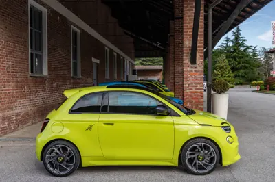 Abarth 500e - Gallery Image