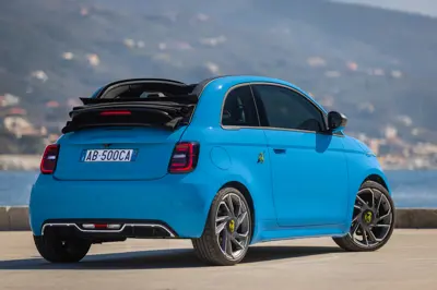 Abarth 500e Cabrio - Gallery Image