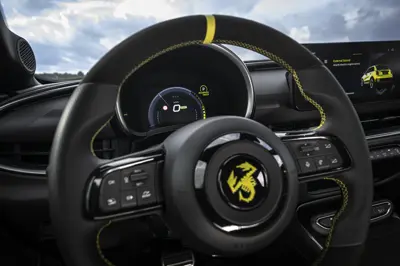 Abarth 600e Scorpionissima - Gallery Image