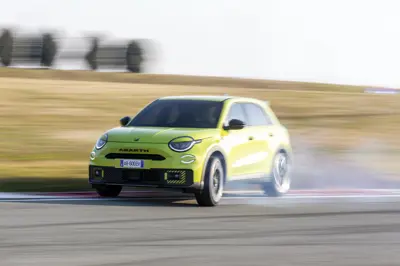 Abarth 600e Turismo - Gallery Image