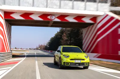 Abarth 600e Turismo - Gallery Image