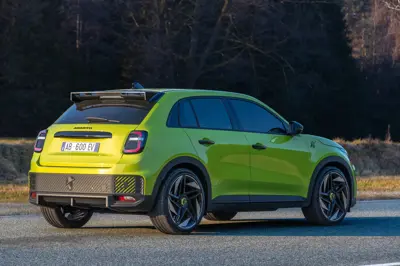 Abarth 600e Turismo - Gallery Image