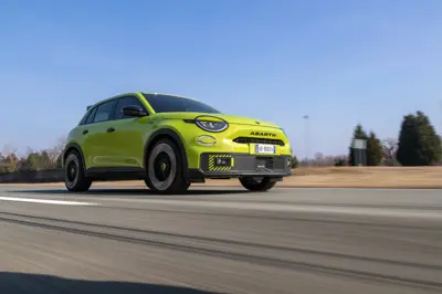 Abarth 600e Turismo - Gallery Image
