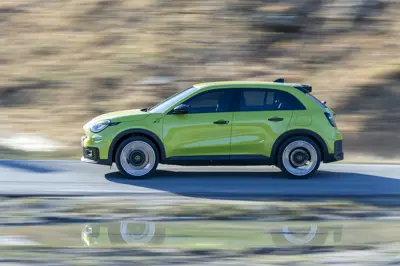 Abarth 600e Turismo - Gallery Image