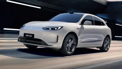 AITO M5 RWD - Gallery Image