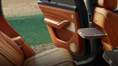 AITO M8 RWD - Gallery Image