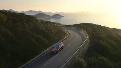 AITO M8 RWD - Gallery Image