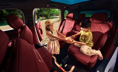 AITO M8 RWD - Gallery Image