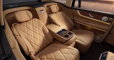 AITO M9 - Gallery Image