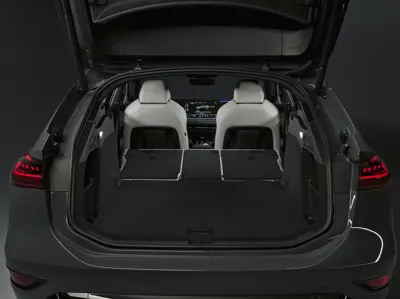 Audi A6 Avant e-tron - Gallery Image