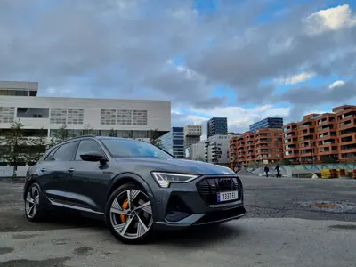Audi e-tron 50