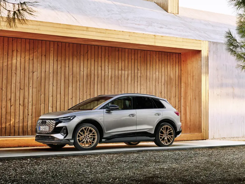 Q4 e-tron — exterior 1