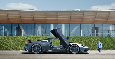 Automobili Pininfarina Battista