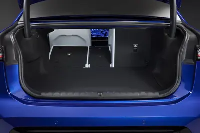 BMW i3 50 xDrive - Gallery Image