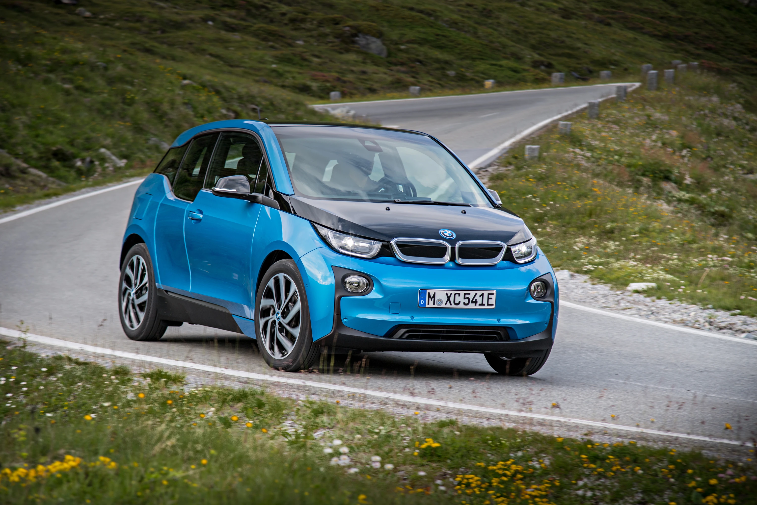 BMW i3 overview