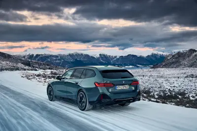 BMW i5 M60 xDrive Touring