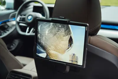 BMW i5 xDrive40