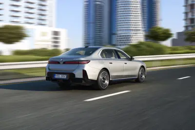 BMW i7 50 xDrive - Gallery Image