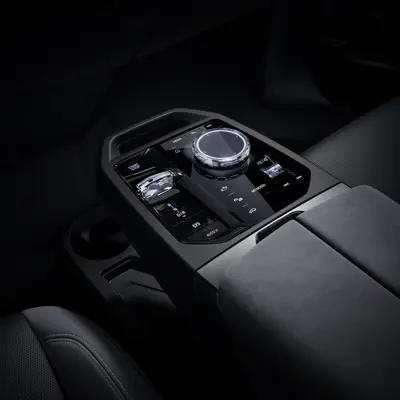 BMW iX M70 xDrive 