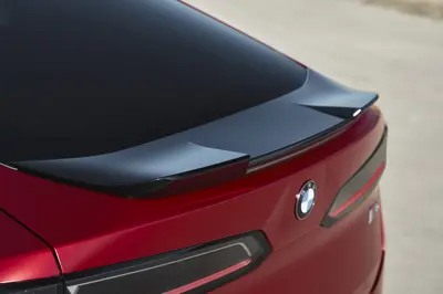 BMW iX4 M60 xDrive - Gallery Image