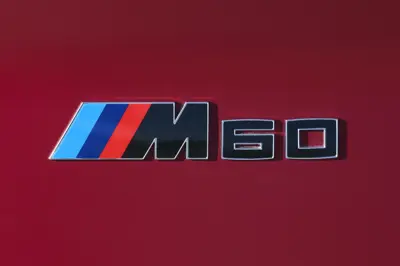 BMW iX4 M60 xDrive - Gallery Image