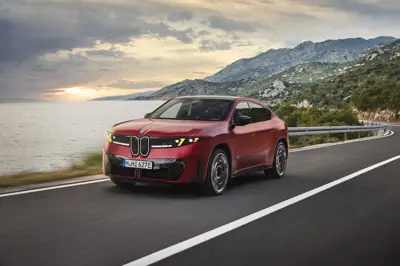 BMW iX4 M60 xDrive - Gallery Image