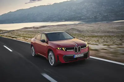 BMW iX4 M60 xDrive - Gallery Image